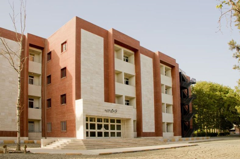 پاورپوینت نمونه موردی 3 خوابگاه دانشجویی در تهران