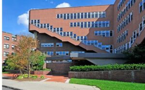 پاورپوینت تحلیل خوابگاه دانشگاه MIT