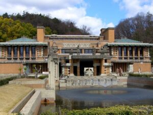 پاورپوینت تحلیل هتل امپریال ژاپن